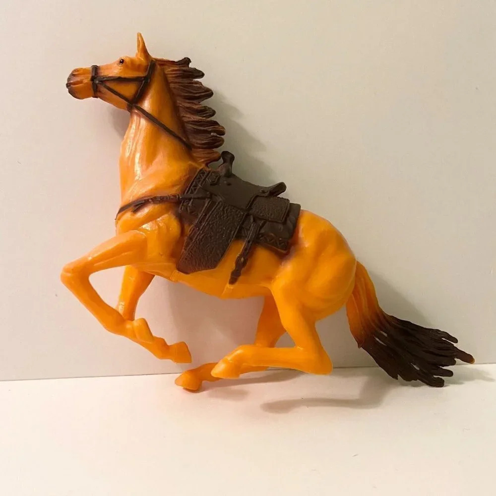 New Ray Toys Collectible Galloping Horse 3 Inch Tall Figure